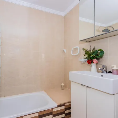 Casa Fayna Solarium Con Jacuzzi Y Barbacoa Arrecife (Lanzarote)