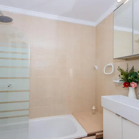 Casa Fayna 아리시페